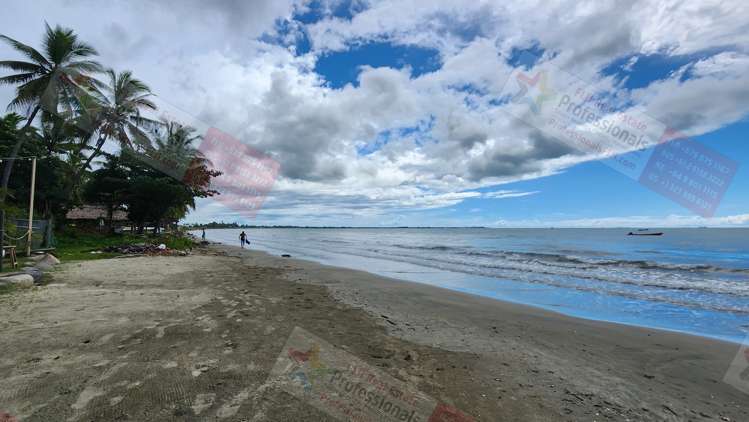 Address withheld Wailoaloa Beach_26