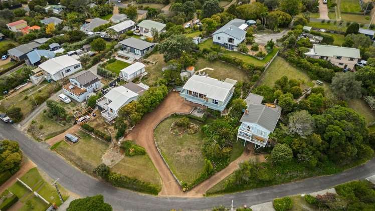 13 Marama Avenue Surfdale_15