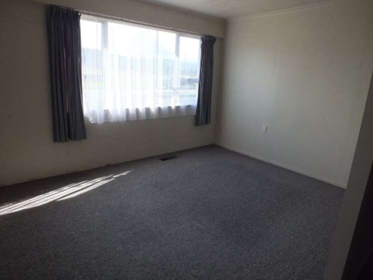 61 Crampton Road Reefton_14