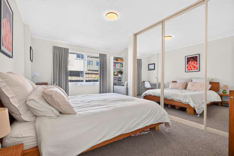 2/7 Pomelo Road Te Atatu South_6