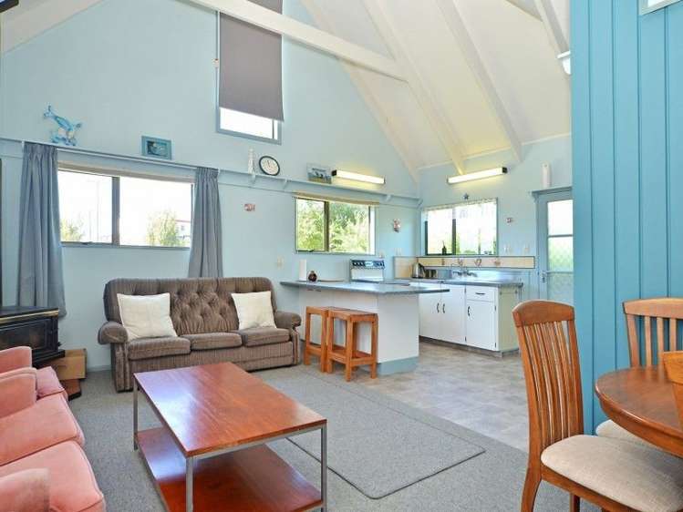 54 Pinedale Crescent Riversdale Beach_6