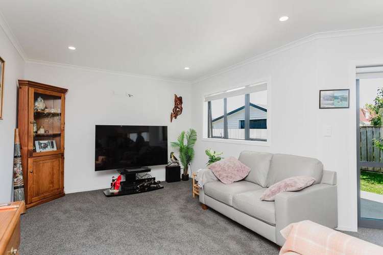 22 McPhee Street_2
