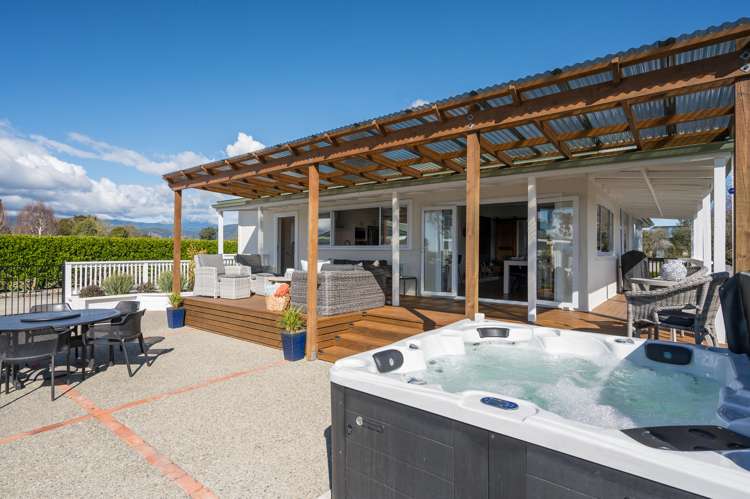 45 Livingston Road Brightwater_22