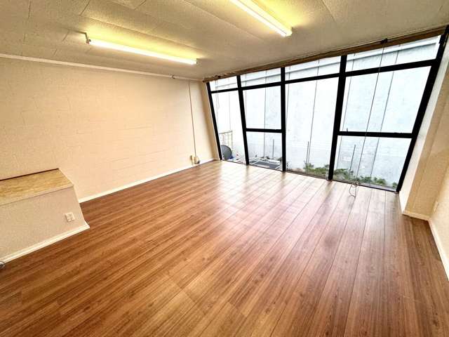 C/9 Anvil Road Silverdale_2