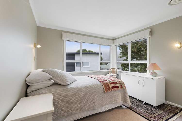 13 Kowhai Street Tawa_14