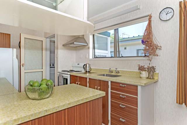 319 Stout Street Riverdale_2