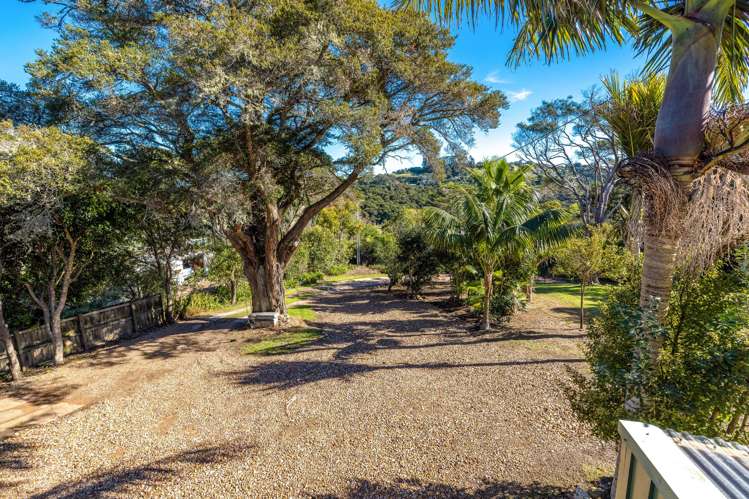 39 Whakarite Road Ostend_24