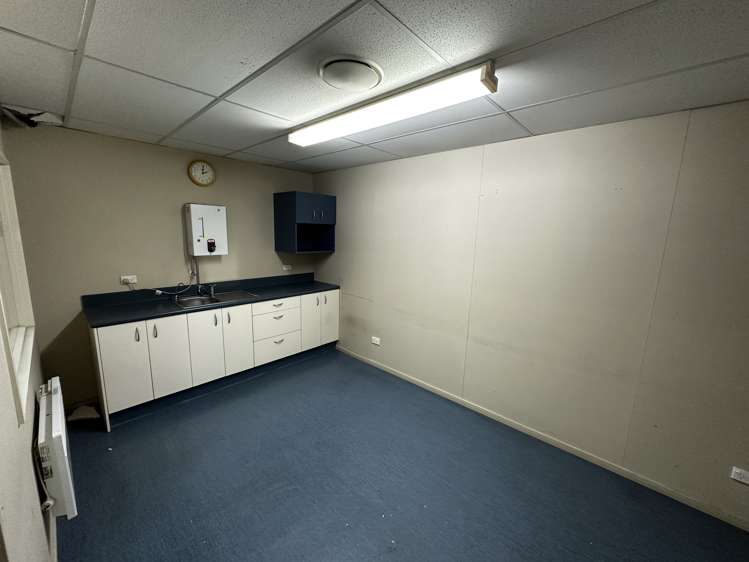 60 Fox Street South Dunedin_11