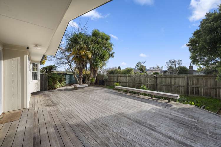 1 Milton Grove Owhata_15