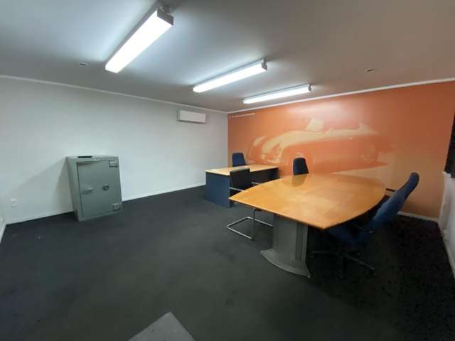 2 Station Road Penrose_4