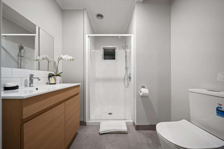 6 Youngs Road Papakura_15