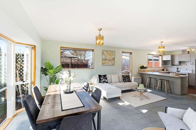 83 Vivian Street_3