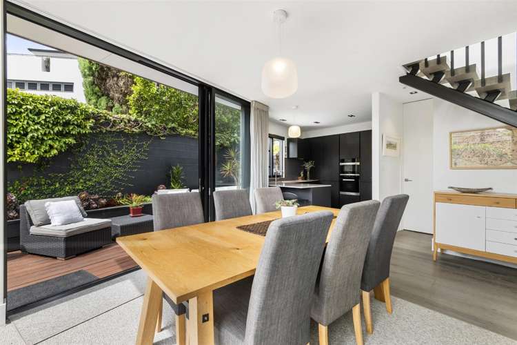 2A Arthur Crescent Takapuna_15