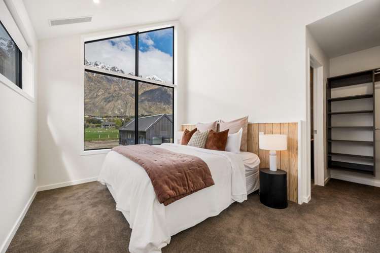 4 Taurus Lane Jacks Point_19