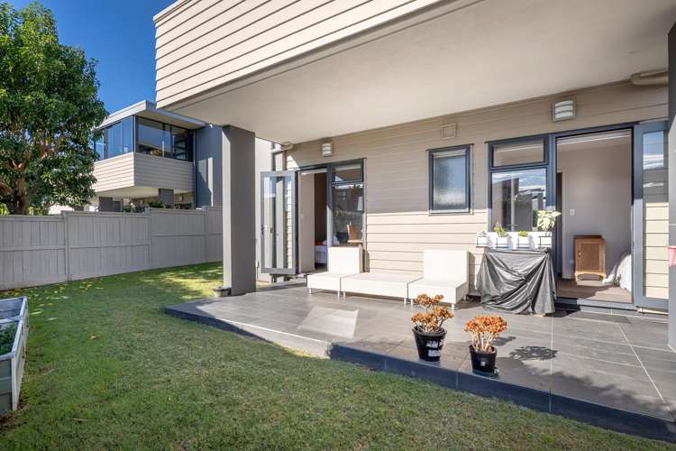 40/73 South Highway - Sovereign Pier Whitianga_25