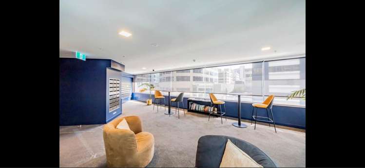 1509/26 Albert Street (inc power, water, internet) 10015_16