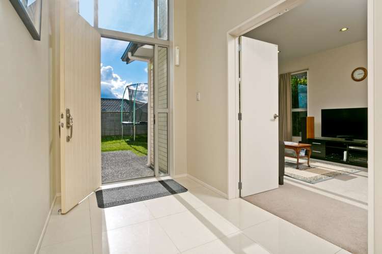 37 Northbrook Close Greenhithe_3