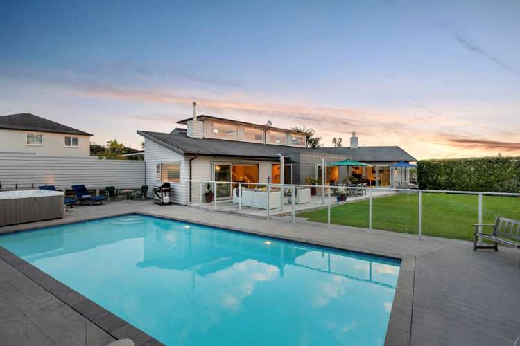 36 Oakford Park Crescent Greenhithe_8