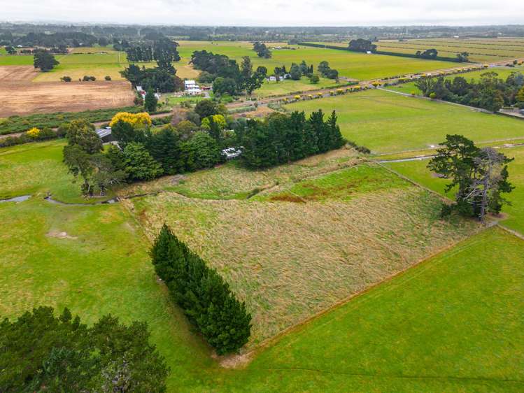 71 Railway Road Carterton_24