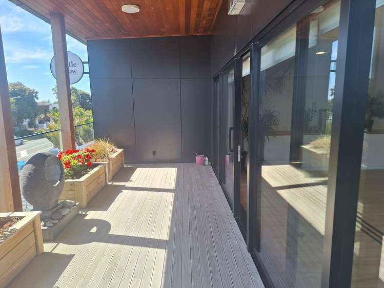 1155 South Road Oakura_7