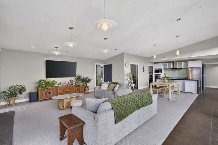 12D Takiroa Street Urenui_19