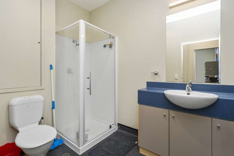 1a/27 Hanson Street Mount Cook_6