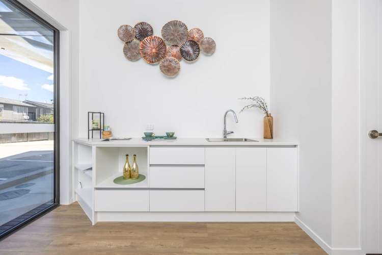 2/54 Taharoto Road Takapuna_12