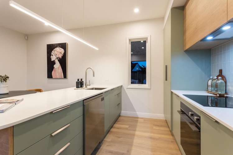 24 Tirotai Crescent_2