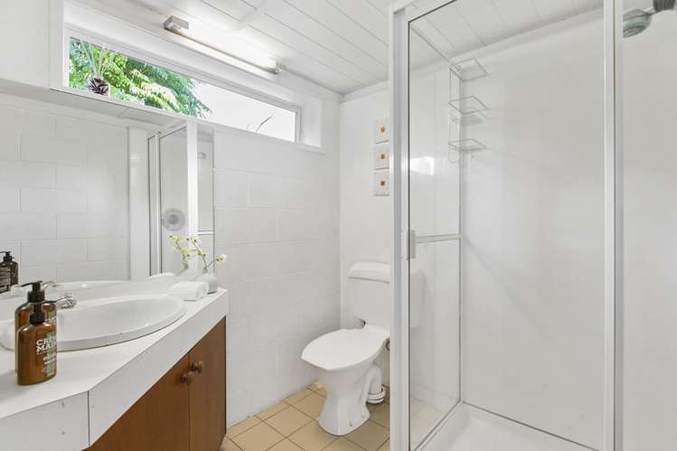 44a Bassett Road Remuera_16