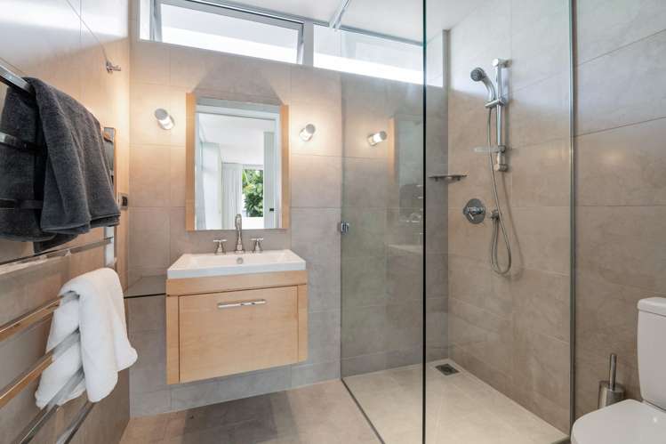 32 Rue D'amarres Gulf Harbour_22