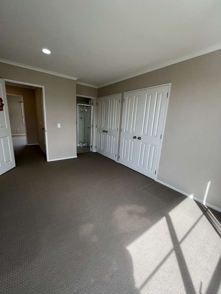 10 Seresin Crescent Flat Bush_7