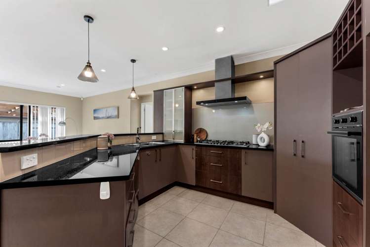 26 Amaretto Avenue Flat Bush_11