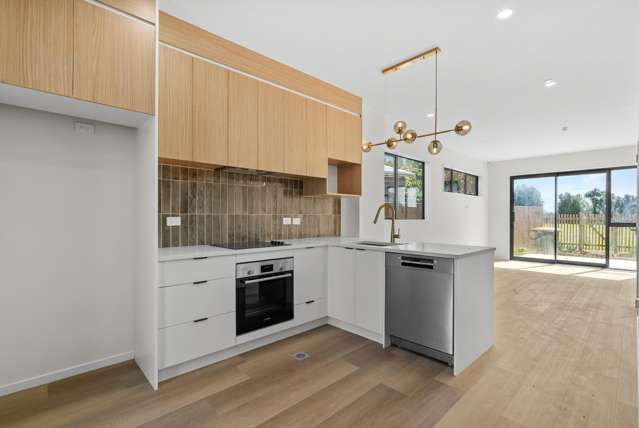 1/22 Cherry Tree Place Massey_2