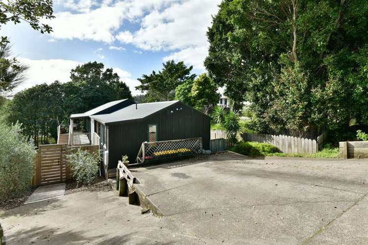 2a Roberta Crescent Orewa_17