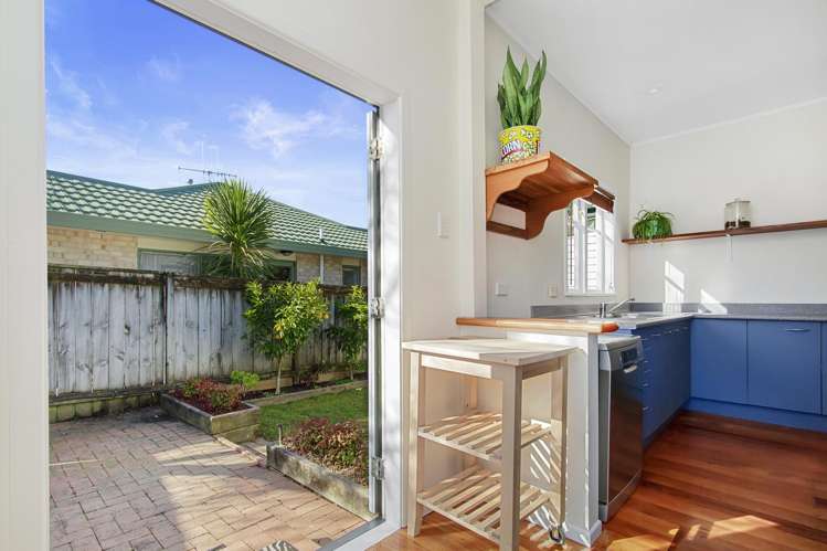 1d Kereru Bend Tawa_9