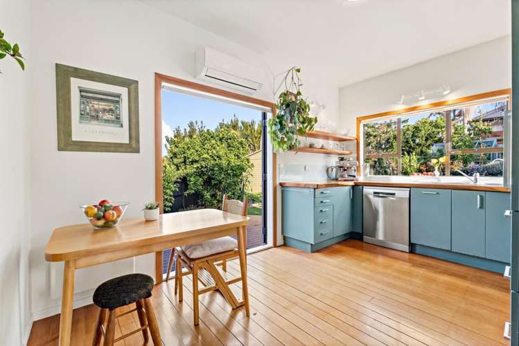 11 Himikera Avenue Avondale_16