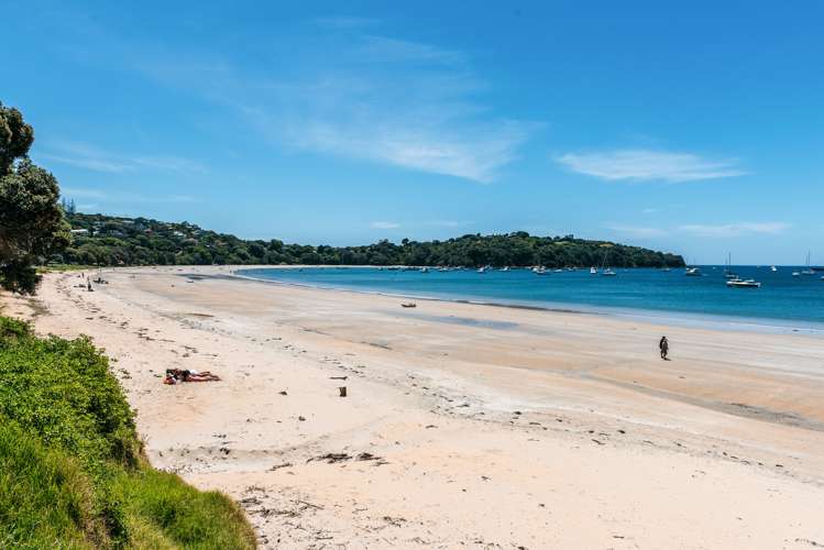 6/136 Ocean View Road Oneroa_22