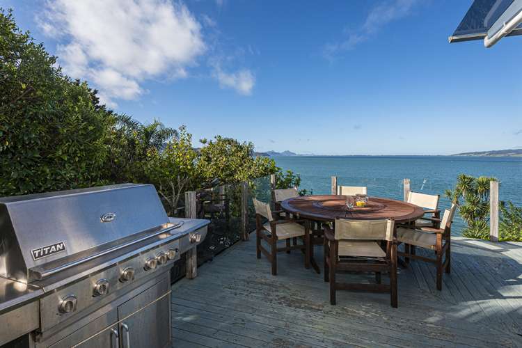 100 Beach Road Onerahi_21