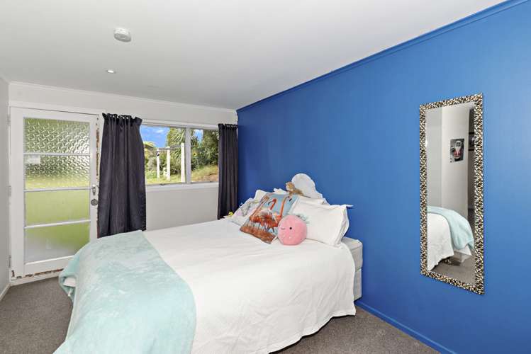 12 Hollywood Avenue Titirangi_14