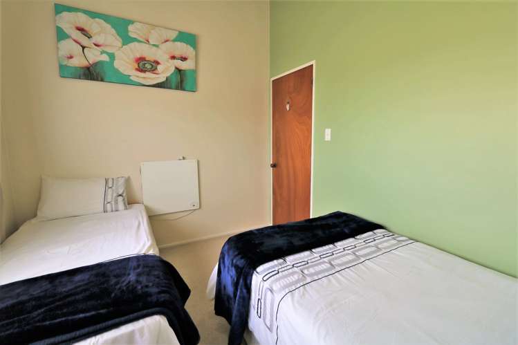 28 Charles Street Carterton_13