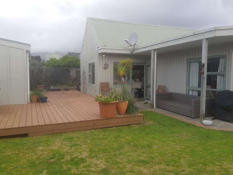 21 Rutherford Drive Waikanae Beach_1