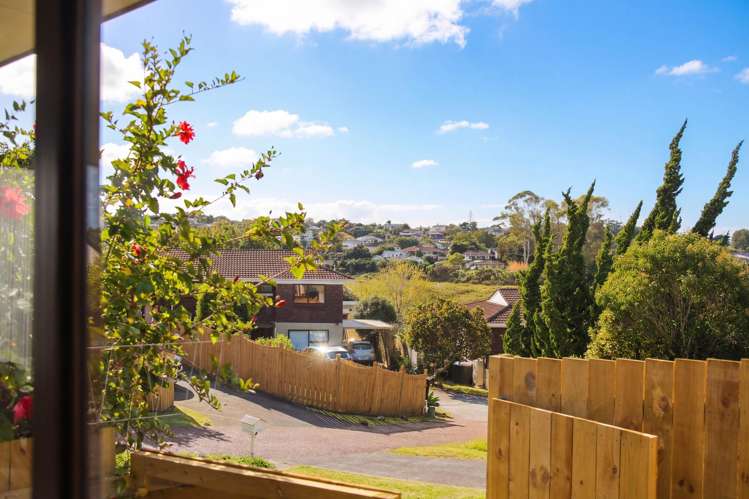 2/39 Rapallo Place Farm Cove_7