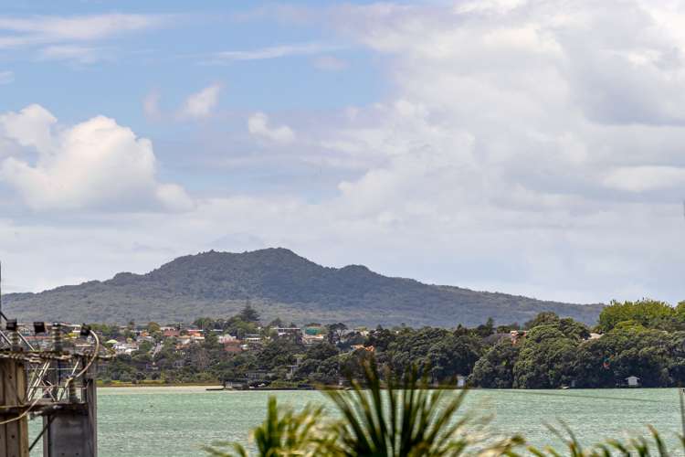 2/3 Beach Road Northcote Point_2