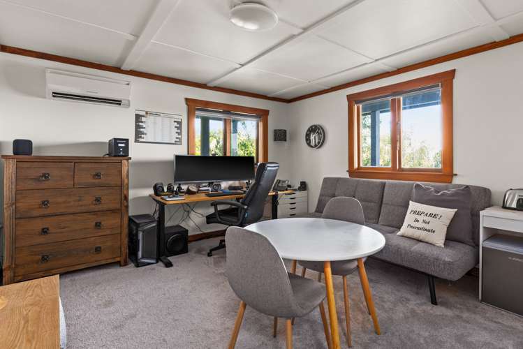 6 Harvey Road Bluff Hill_13