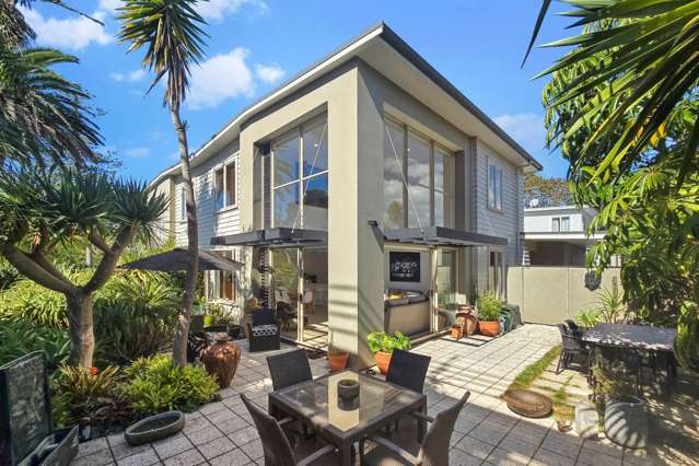 2/1 Esmonde Road Takapuna_4