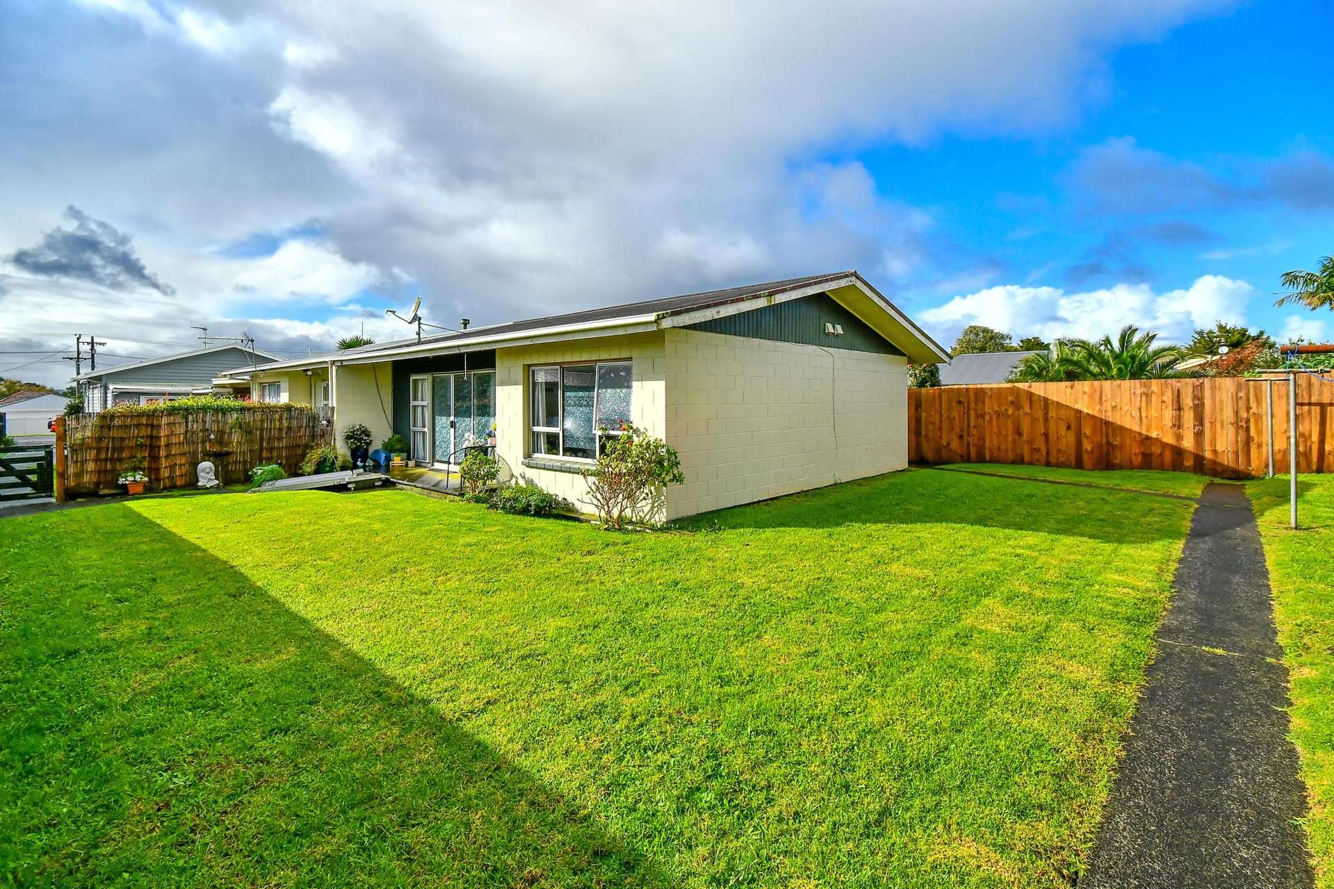 3/70 Helvetia Road Pukekohe_0