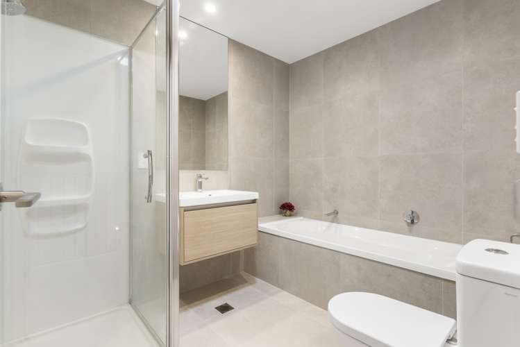 28 Brookview Drive Flat Bush_14