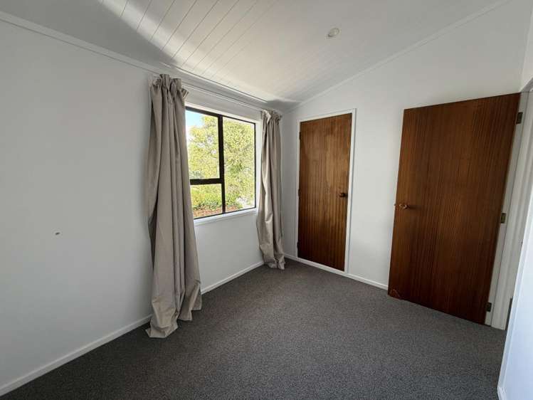 74 Catherine Crescent (Upstairs) Whitianga_8