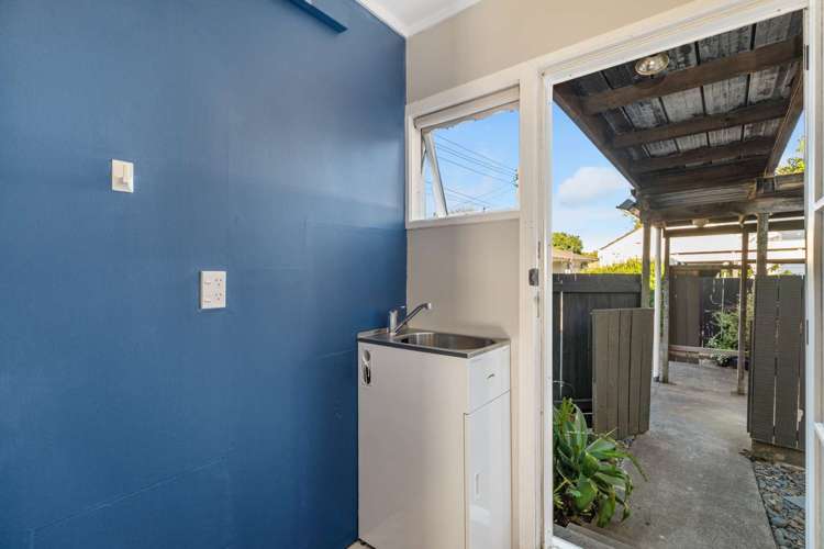 1/68 Spring Street Onehunga_12