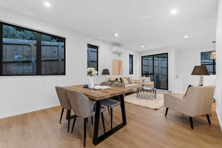 24C Zingaro Place Massey_21
